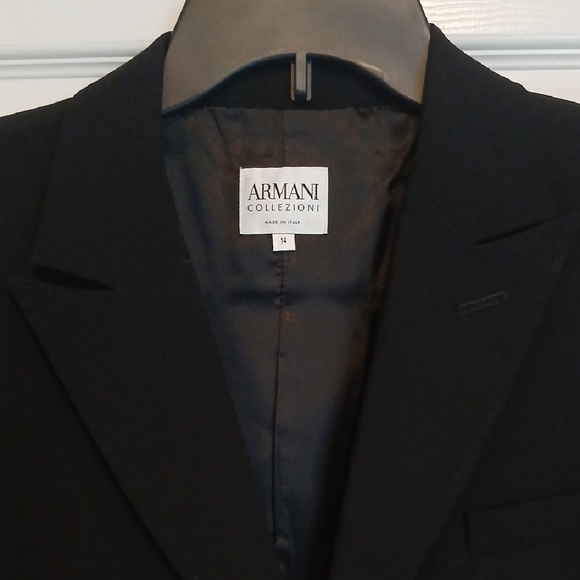 Armani Collezioni Women's Black Blazer - Made In Italy - Picture 9 of 14